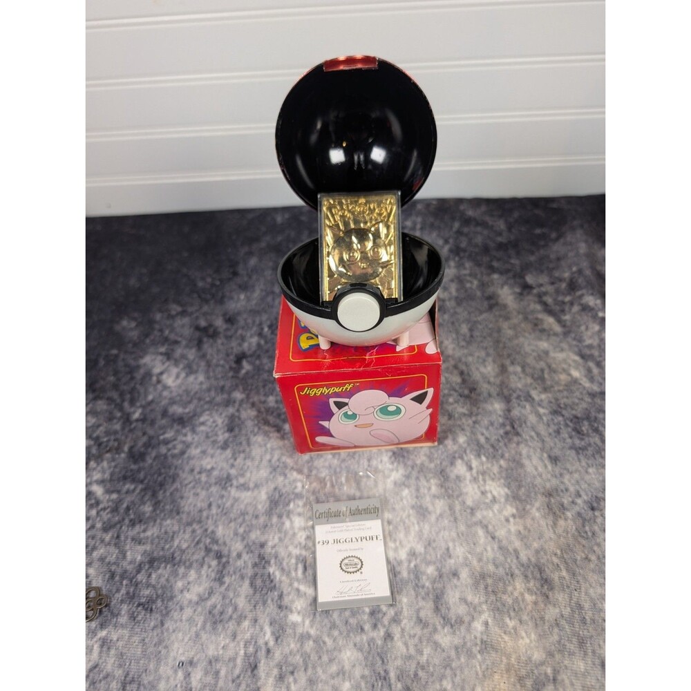Pokemon Jigglypuff Trading Card 23K Gold Plated 1999 Burger King w/ COA & Ball